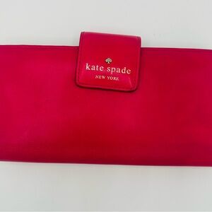Classic Kate Spade Pink Smooth Leather Wallet - must have!